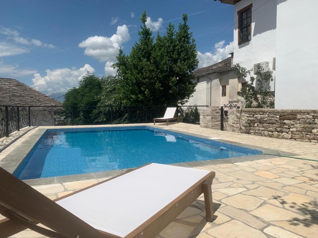 Hotel Gjirokastra Hotel 3*