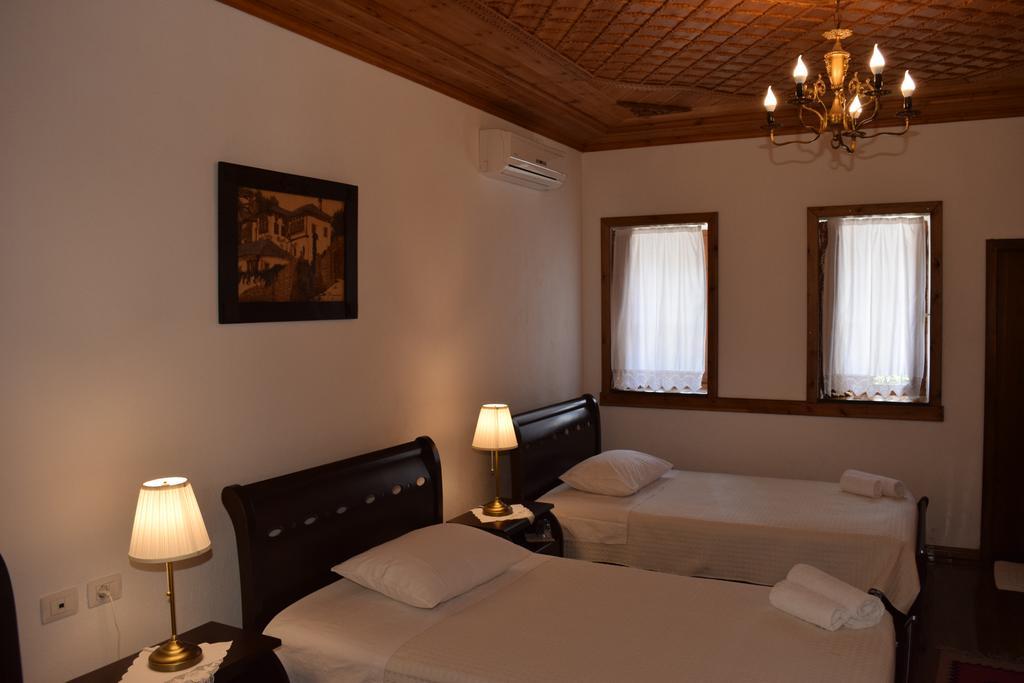 Hotel Gjirokastra Hotel 3*
