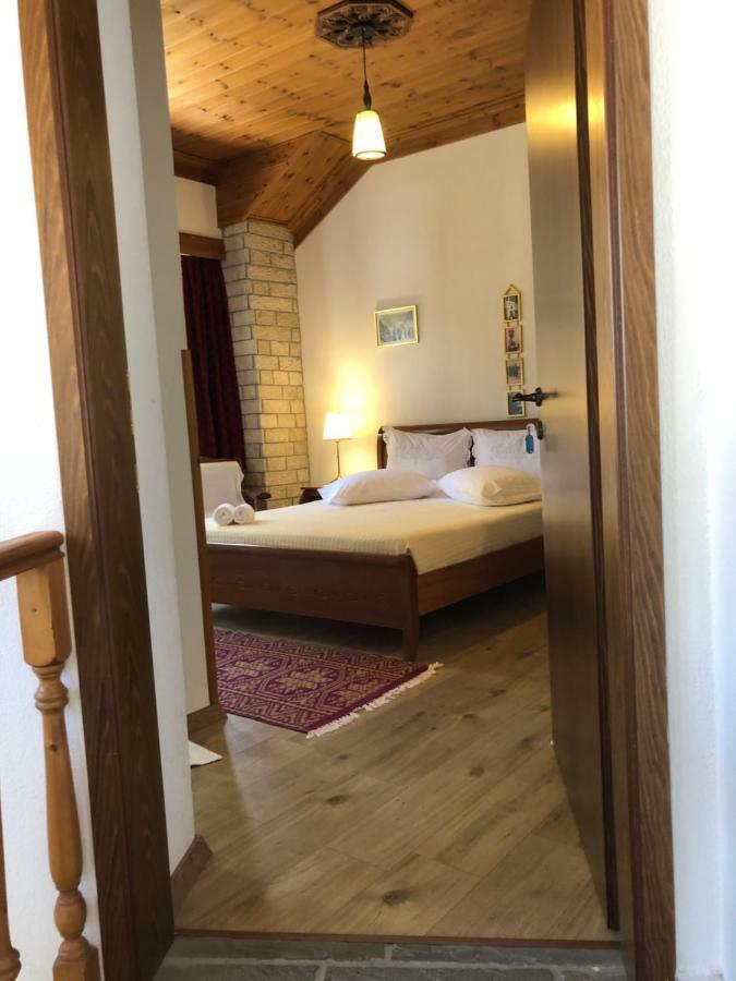 Hotel Gjirokastra Hotel 3*